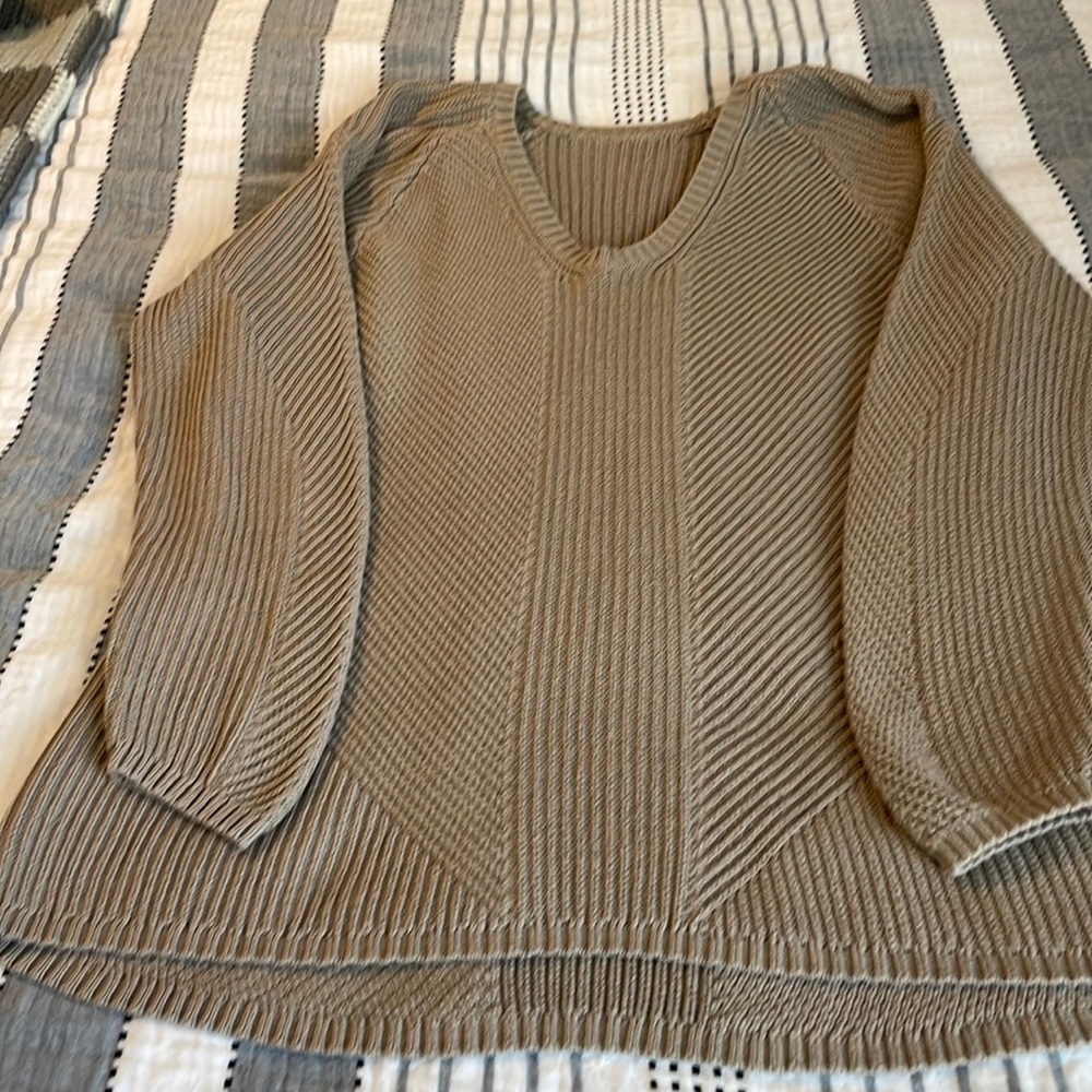Lululemon Knit Blend Textured Pullover Sweater
